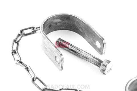 Wrist Shackles With Chain Simplex Sadolair Collection
