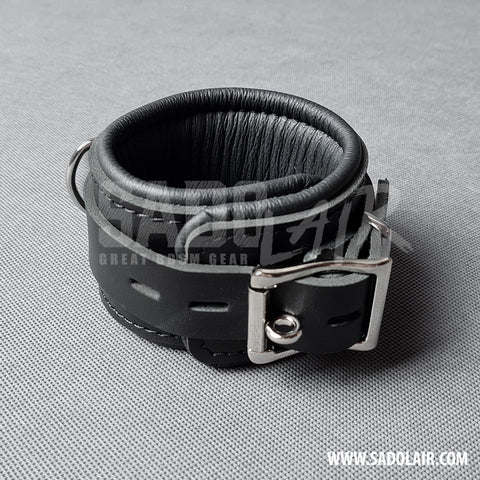 Leather Padded BDSM Wrist Cuffs “Luxury” Black